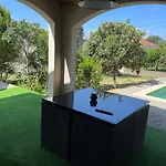 Dans Le Gard Situee Entre Nimes, Ales Et Uzes Avec Piscine Et Jacuzzi فيلة Saint-Christol-lès-Alès