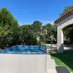 Dans Le Gard Situee Entre Nimes, Ales Et Uzes Avec Piscine Et Jacuzzi فيلة