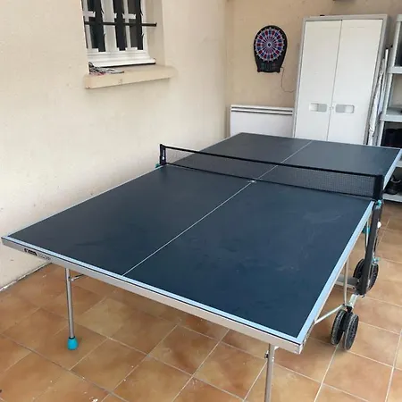 Dans Le Gard Situee Entre Nimes, Ales Et Uzes Avec Piscine Et Jacuzzi ヴィラ
