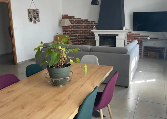 Dans Le Gard Situee Entre Nimes, Ales Et Uzes Avec Piscine Et Jacuzzi Villa *
