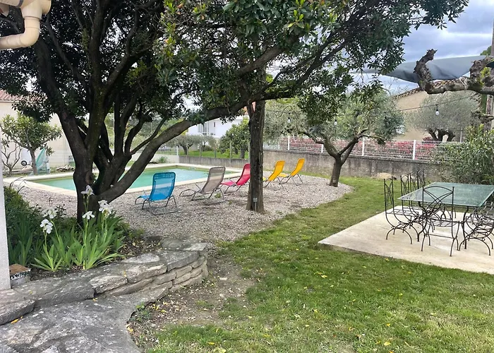 Dans Le Gard Situee Entre Nimes, Ales Et Uzes Avec Piscine Et Jacuzzi Villa *